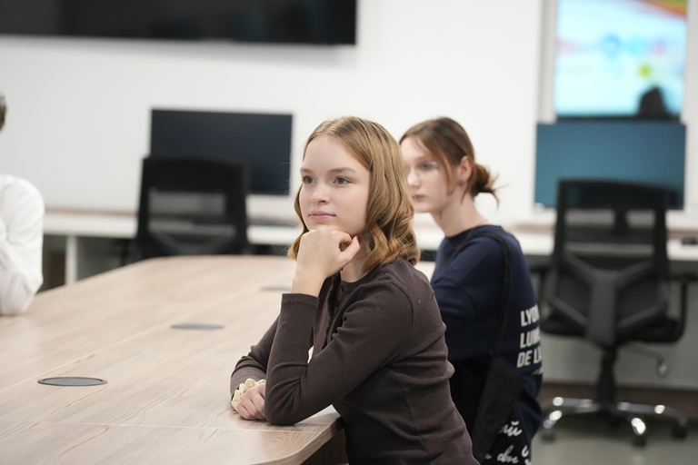 От кибербезопасности до квантов: в СГУ школьникам показали дорожную карту IT-индустрии