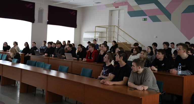 Ректор Ольга Сотникова выступила на площадке Координационного центра университета в рамках проекта «100 дат российской идентичности»