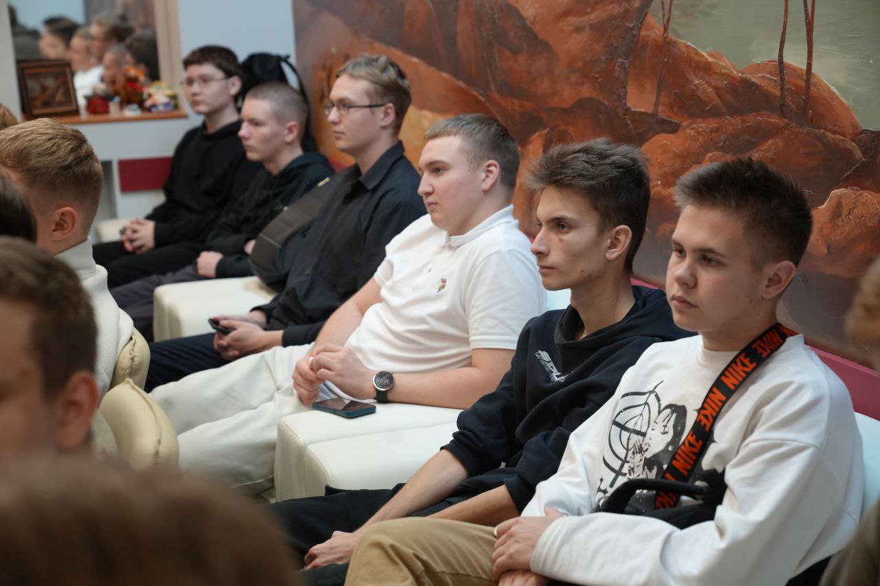 Студенты СГУ им. Питирима Сорокина узнали, как защитить свои персональные данные и быть грамотными в социальных сетях