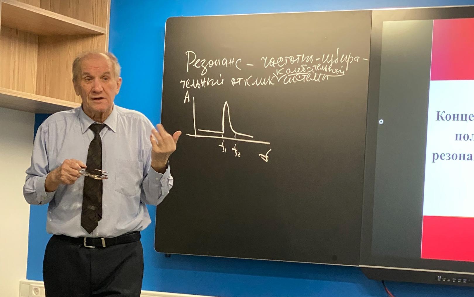 Ученые СГУ им. Питирима Сорокина выиграли грант на развитие нанофизики и создание нанотехнологий в размере 21 млн рублей
