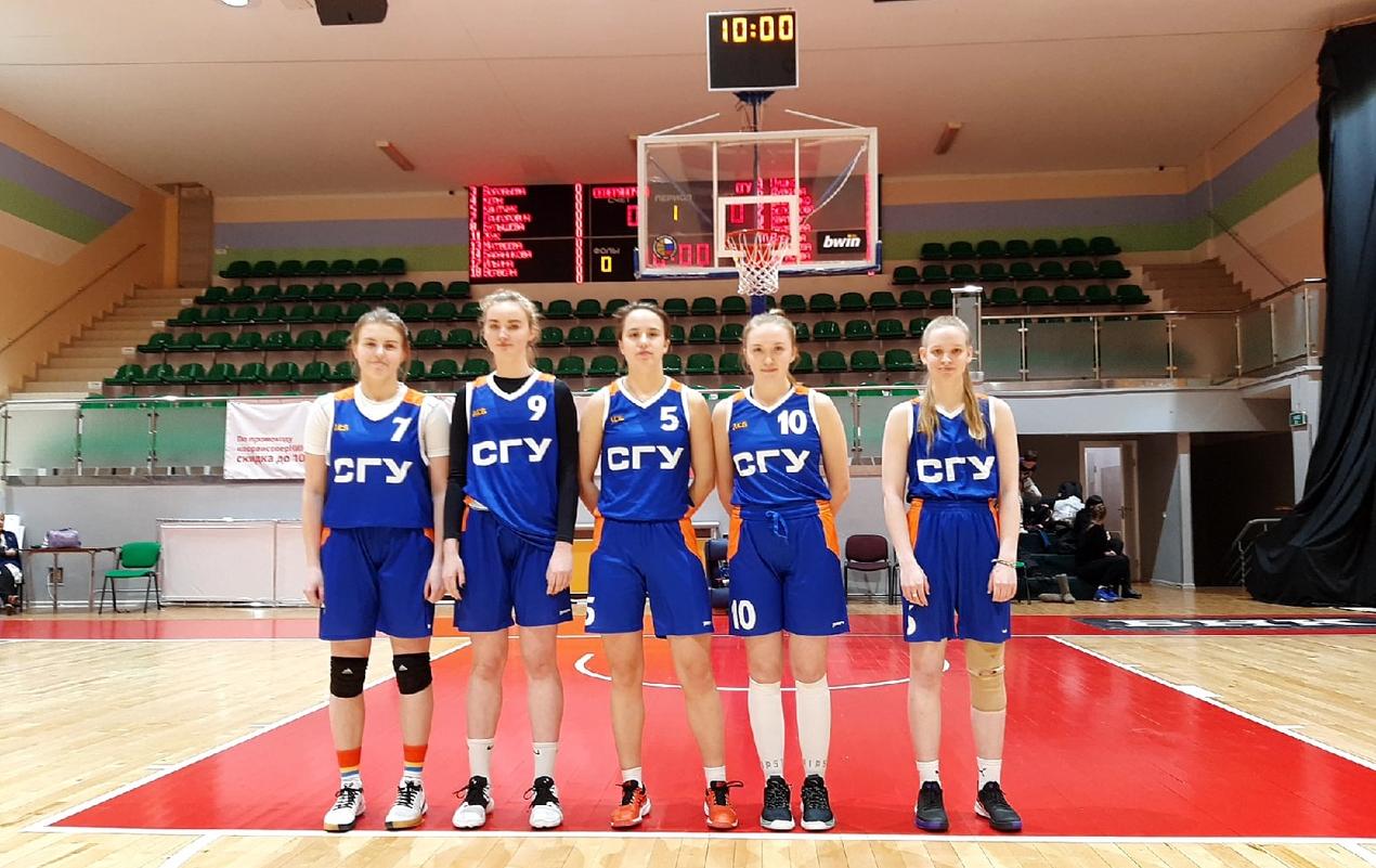 Женская команда университета заняла второе место в первенстве Сыктывкара по баскетболу
