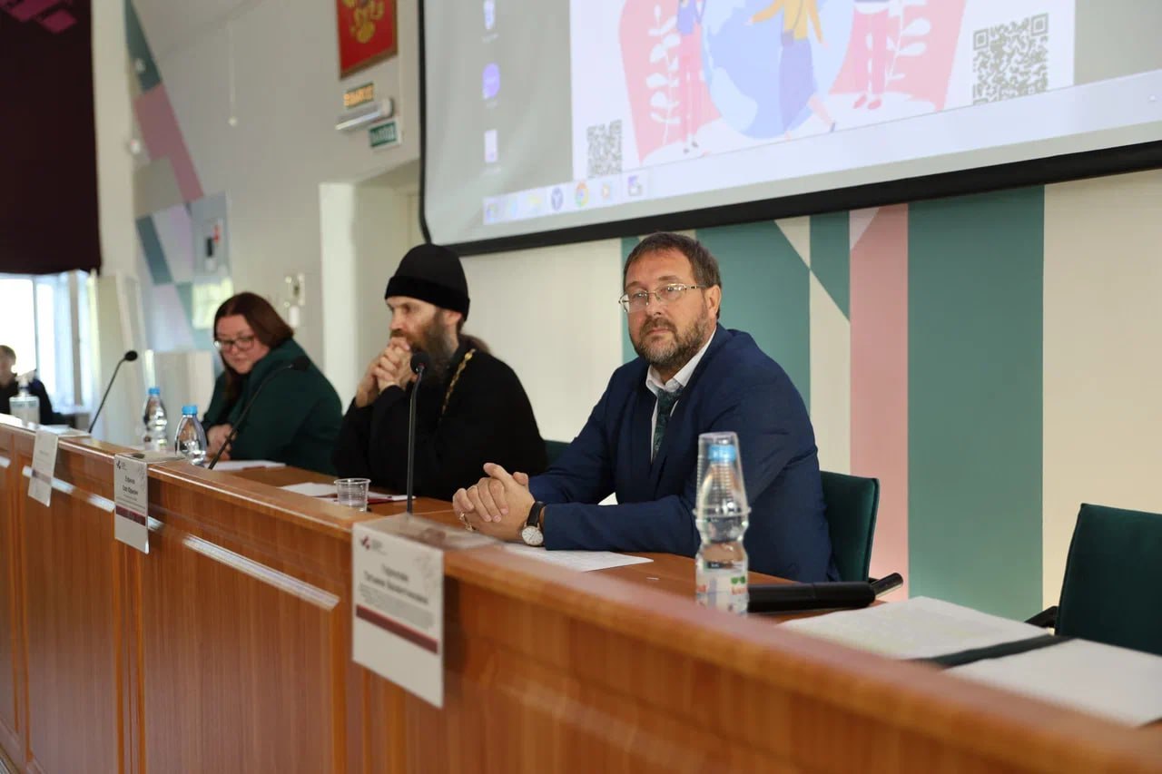 Расширять кругозор и понимать друг друга: в университете открылась Школа Интер культурного общения