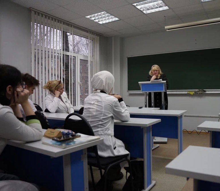 Уважать друг друга и хранить традиции: студенты-медики поговорили о российских ценностях