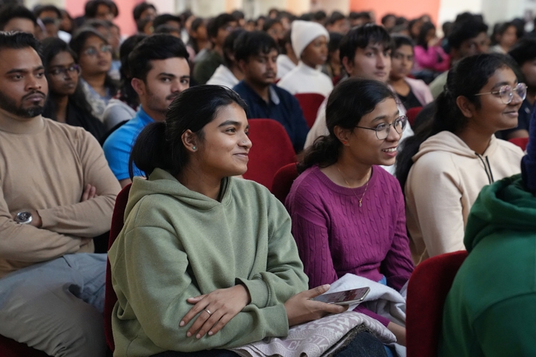 Иностранные студенты СГУ им. Питирима Сорокина узнали о новшествах в вопросах миграционного законодательства 