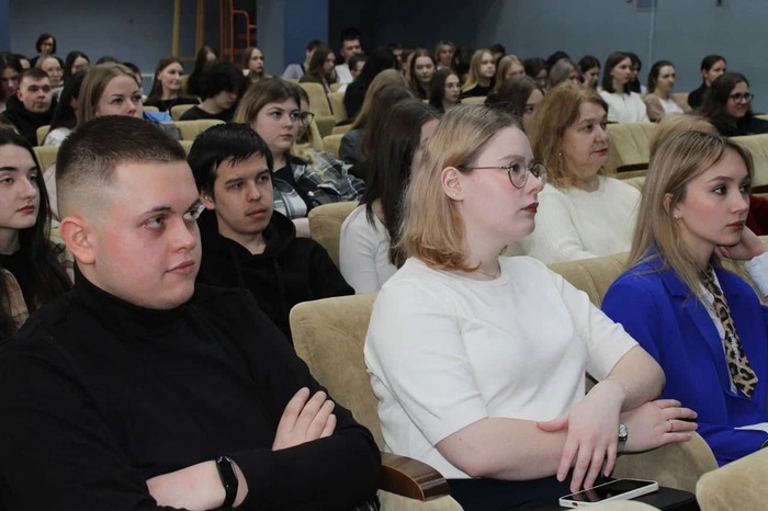 В Институте экономики и управления состоялся круглый стол «Социально-экономическое развитие российского и зарубежного Севера в трудах В.А. Витязевой»