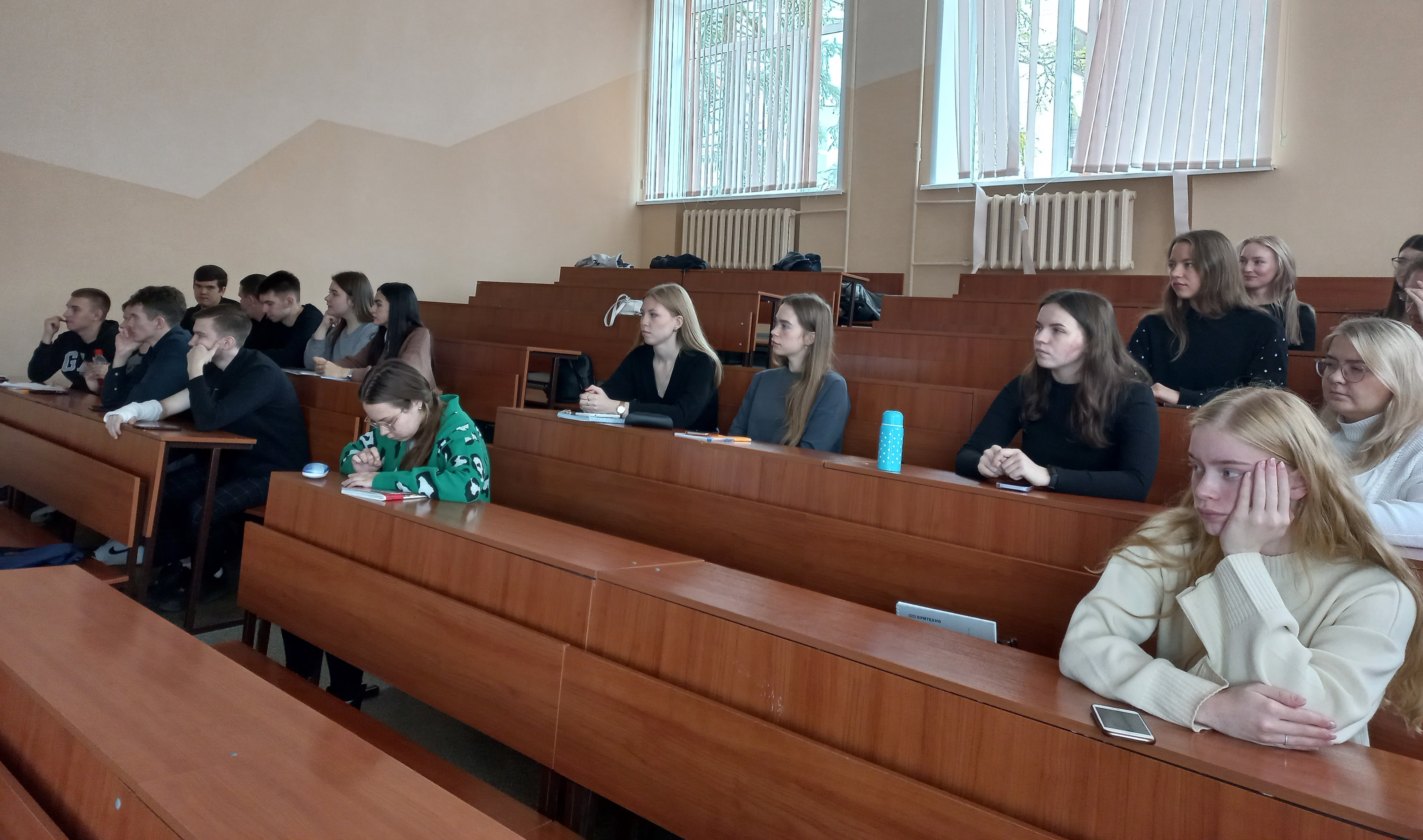 Студенты Юридического института побеседовали с представителем Социального фонда России по Республике Коми
