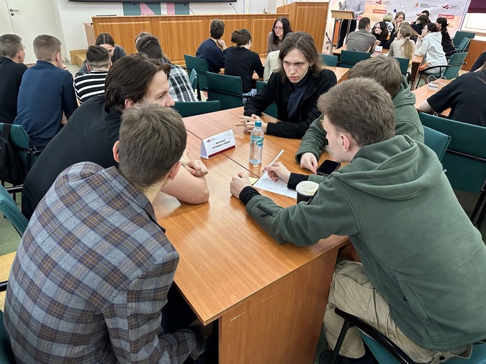 Координационный центр собрал студентов на молодежный спортивный квиз «Страна Героев» в рамках одноименной Всероссийской патриотической акции