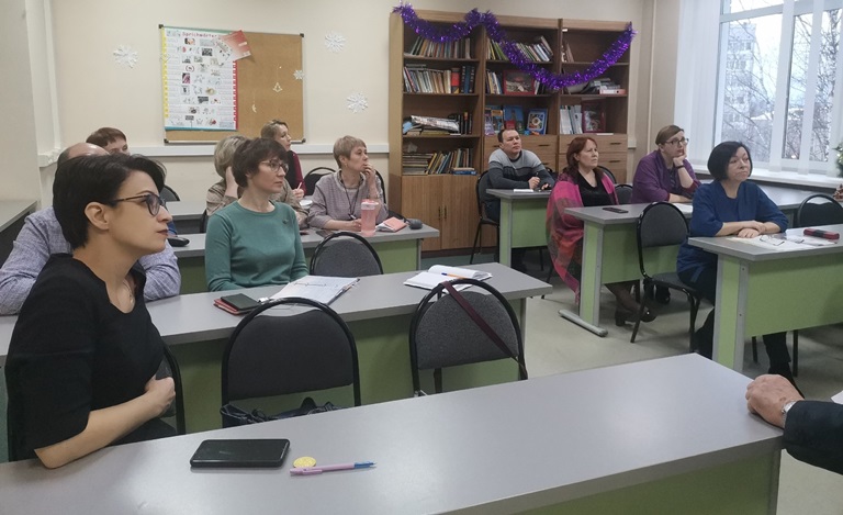 В Институте иностранных языков обсудили возможности обучения незрячих студентов