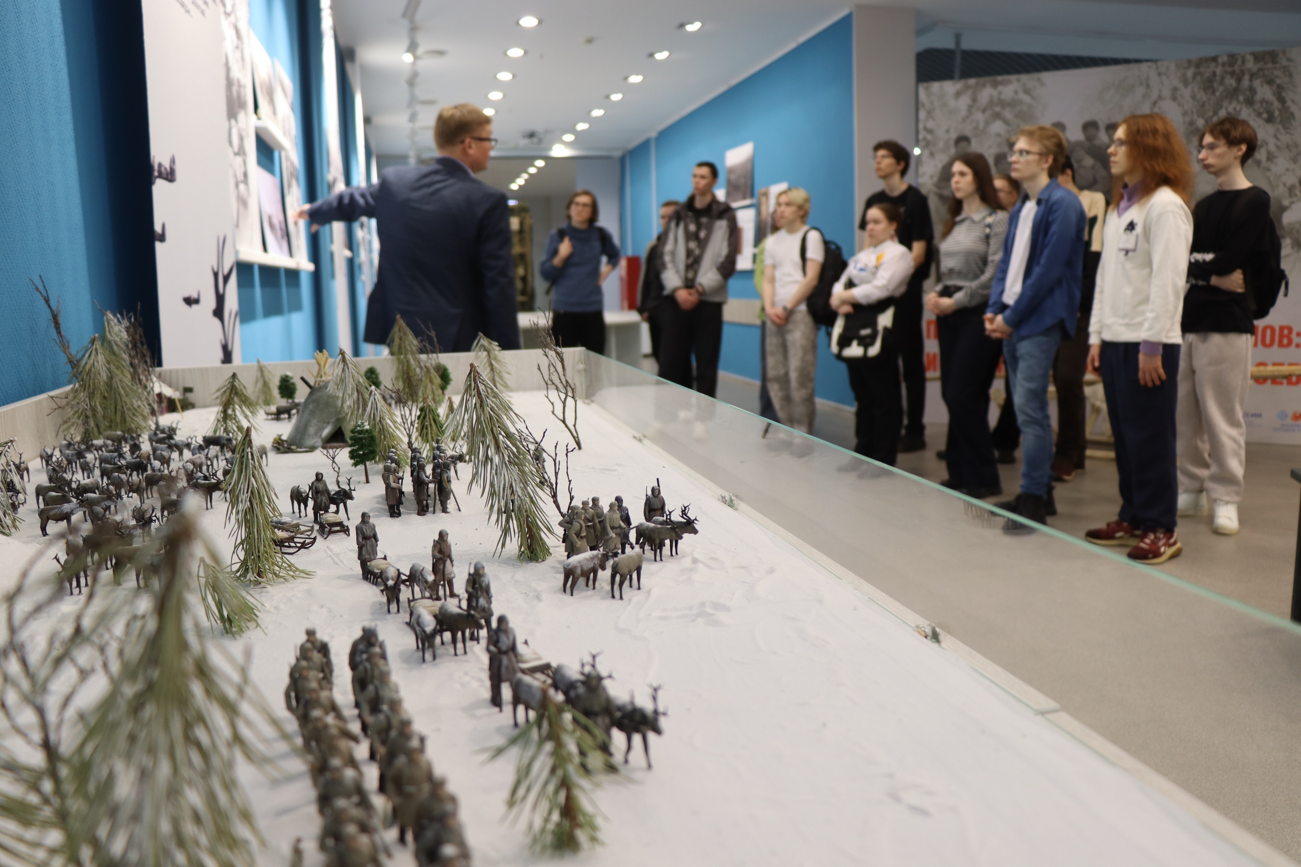 Студенты СГУ прикоснулись к подвигу оленно-транспортных батальонов в Доме дружбы народов