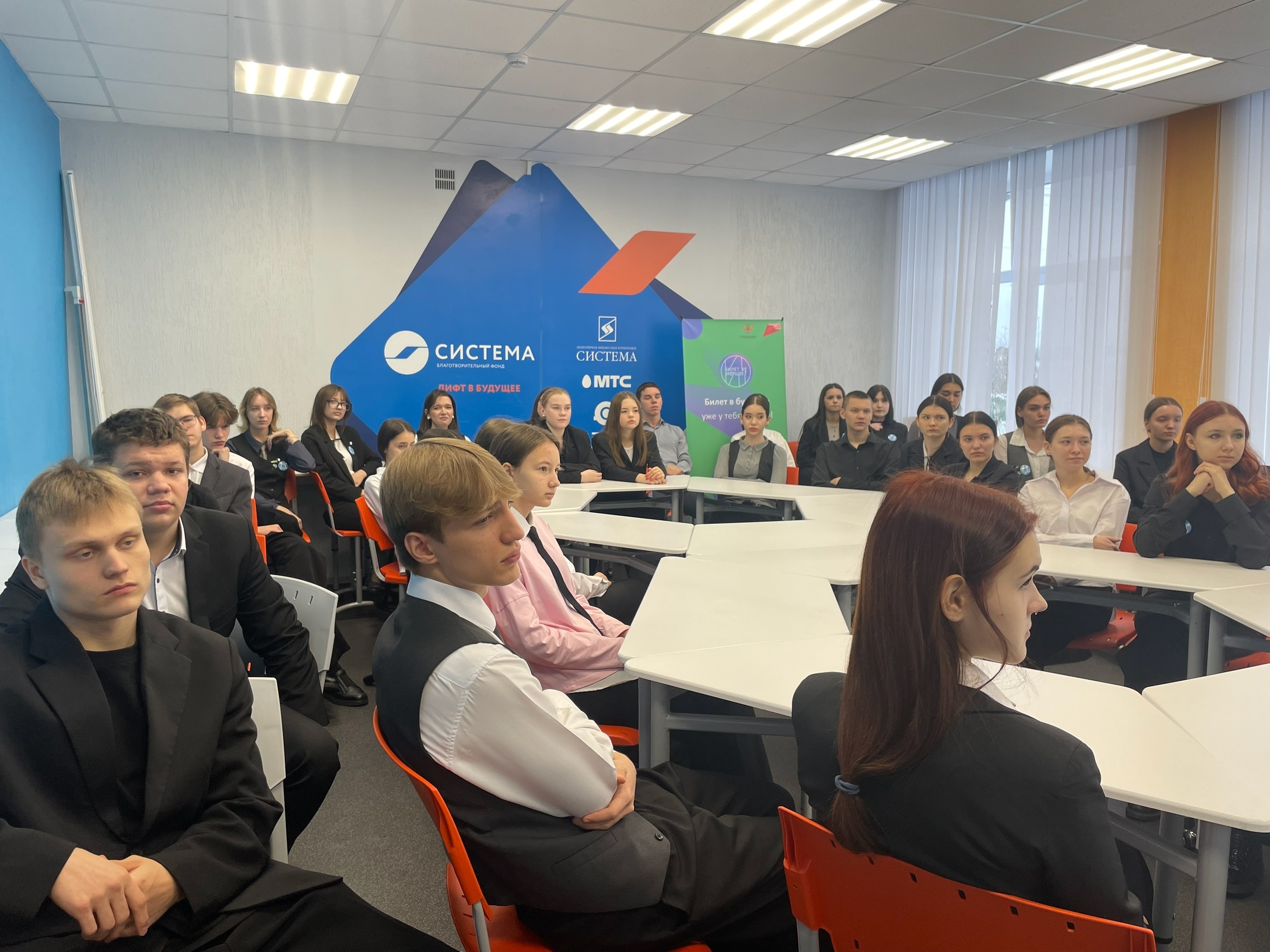 Найти свое признание школьникам Воркуты и Печоры помогли специалисты СГУ им. Питирима Сорокина