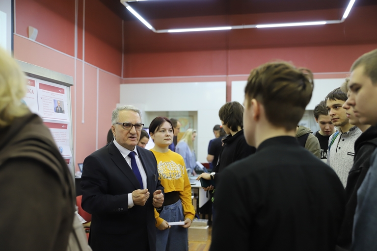 «Твой успех»: СГУ им. Питирима Сорокина распахнул двери для будущих студентов