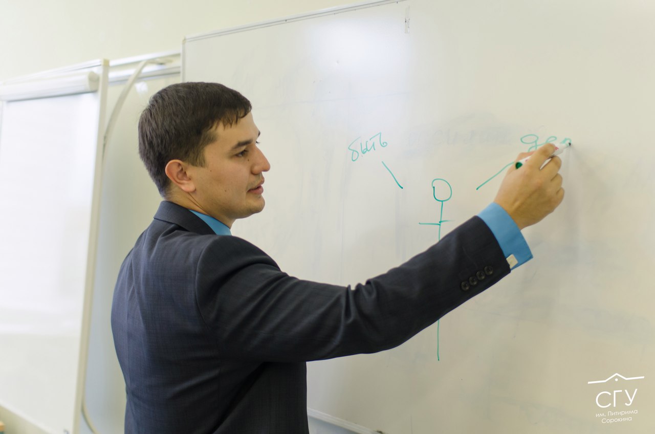 Тренер Тимур Бочанов: «У студентов должна быть готовность бороться за свою идею и работать для ее воплощения»