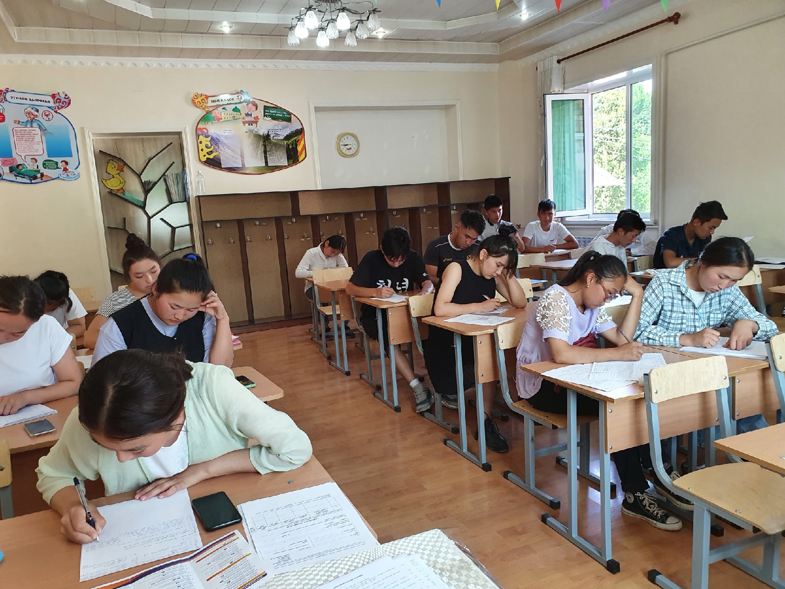 Студенты и школьники из Кыргызстана узнали, как поступить в СГУ им. Питирима Сорокина