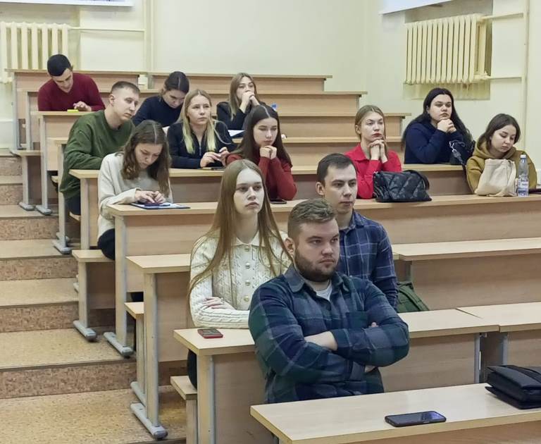 В СГУ им. Питирима Сорокина обсудили ﻿а﻿ктуальные проблемы становления и развития правовой системы Российской Федерации 