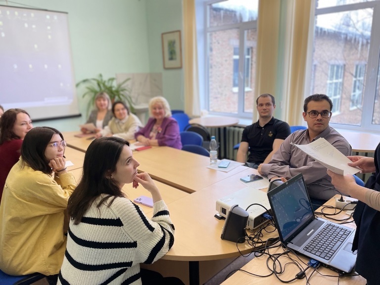 В Институте педагогики и психологии в рамках Февральских чтений обсудили психолого-педагогические основы образования и патриотическое воспитание в образовательных учреждениях