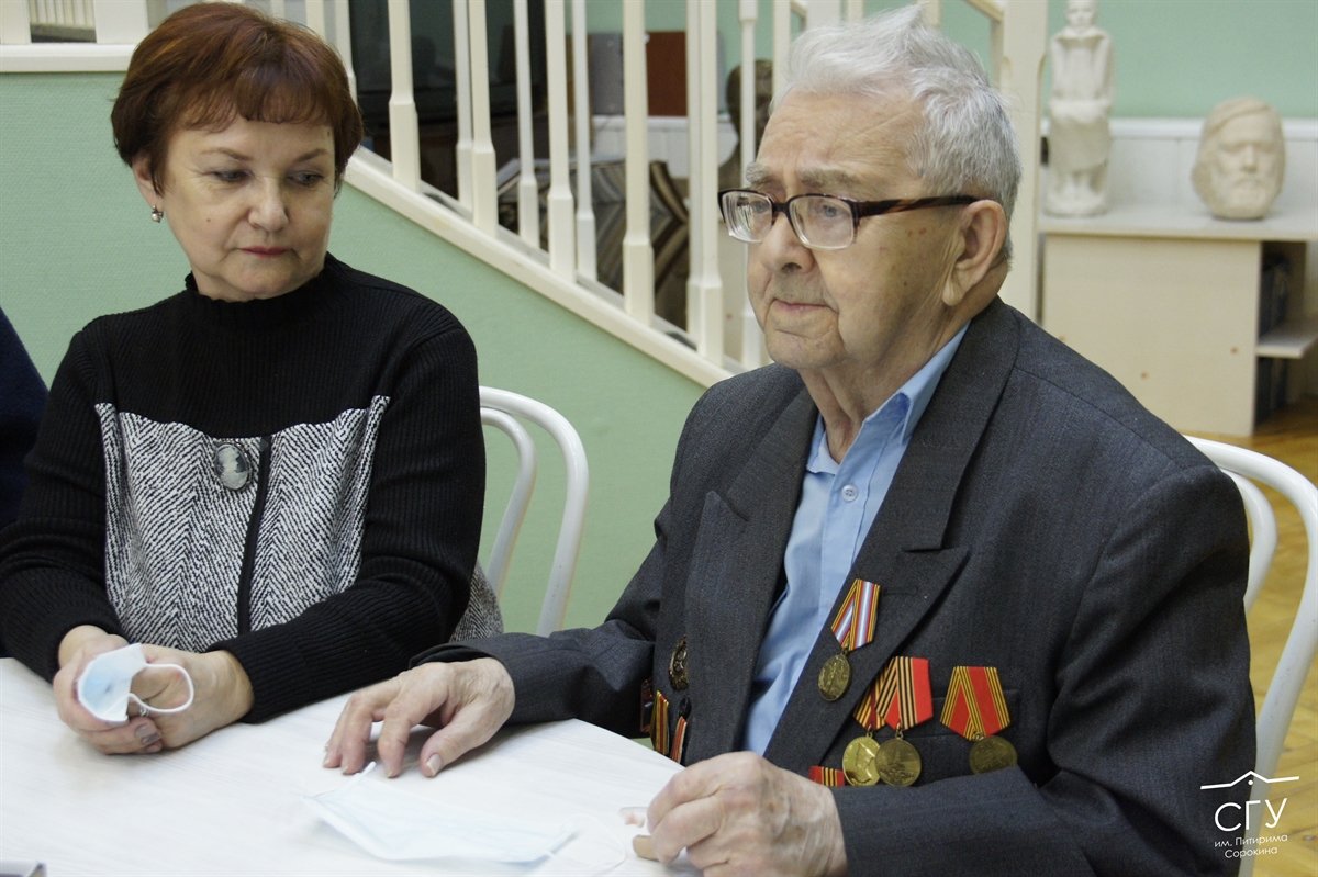 Старейшему преподавателю вуза присвоили звание «Почетный ветеран Сыктывкара»
